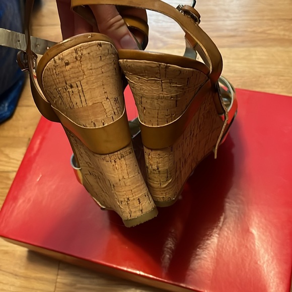 GUESS wedges - Picture 5 of 6